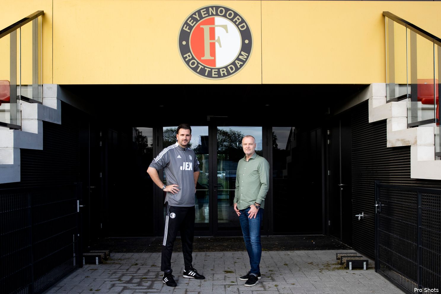 Coolen en Stam lichten voetbalvisie Feyenoord Academy toe