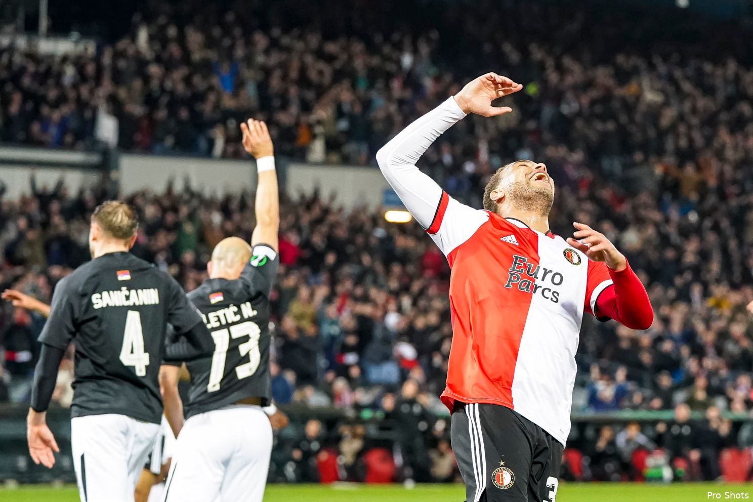 Feyenoord naar kwartfinale na zakelijke overwinning op FK Partizan