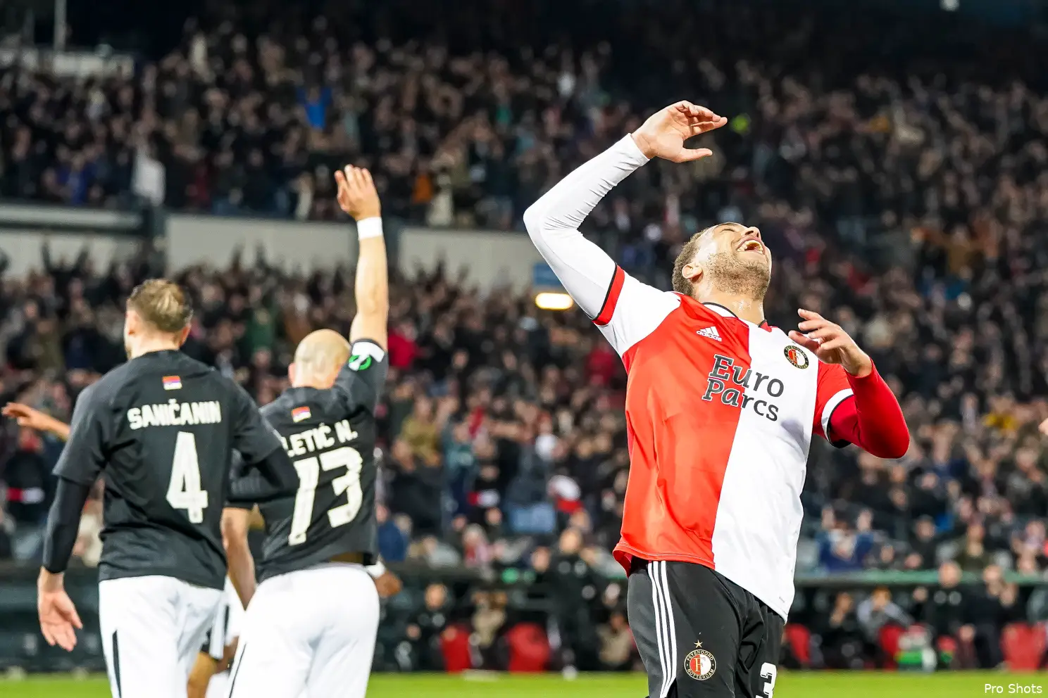 Feyenoord naar kwartfinale na zakelijke overwinning op FK Partizan