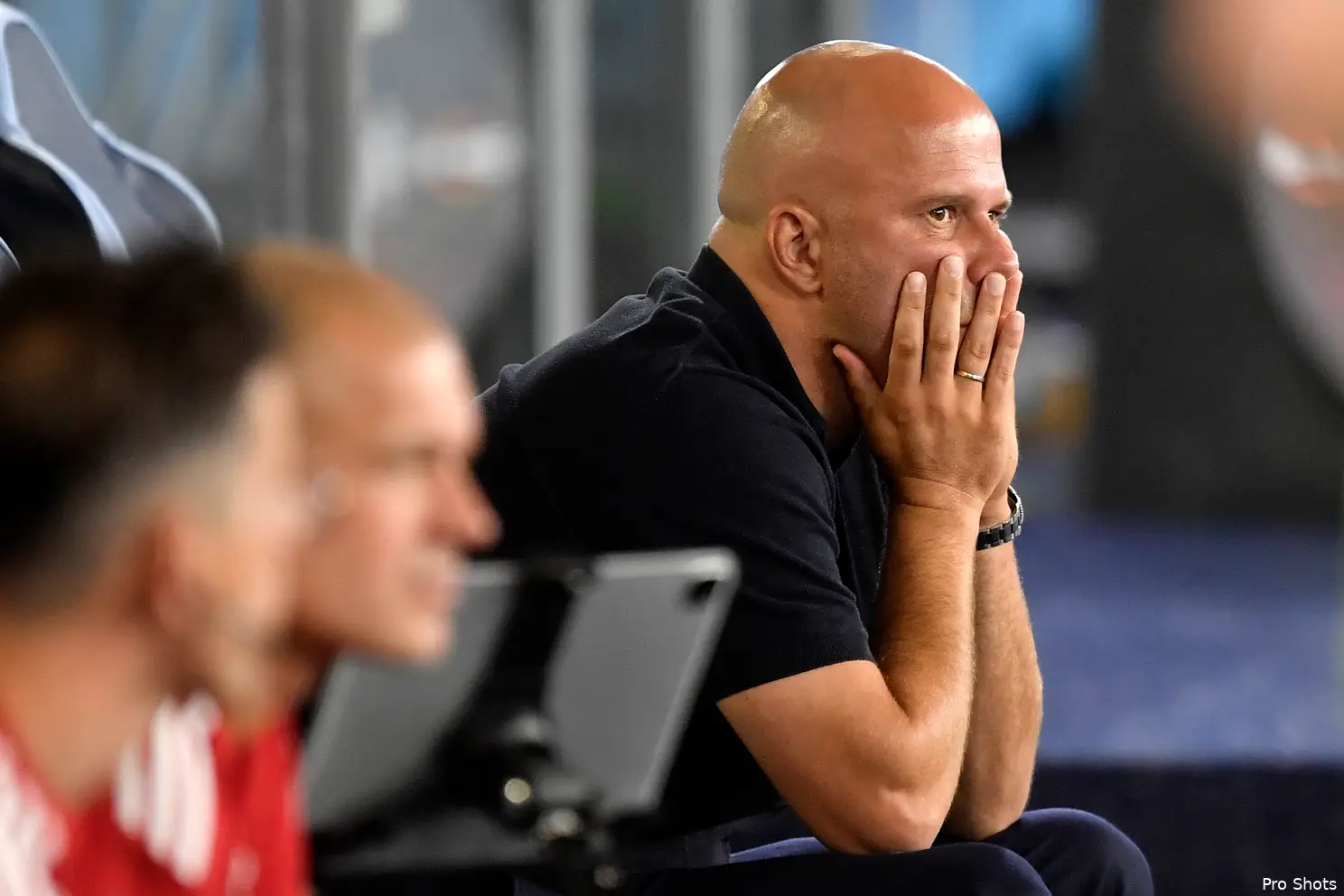 Dramatische start levert Feyenoord nederlaag op in Rome