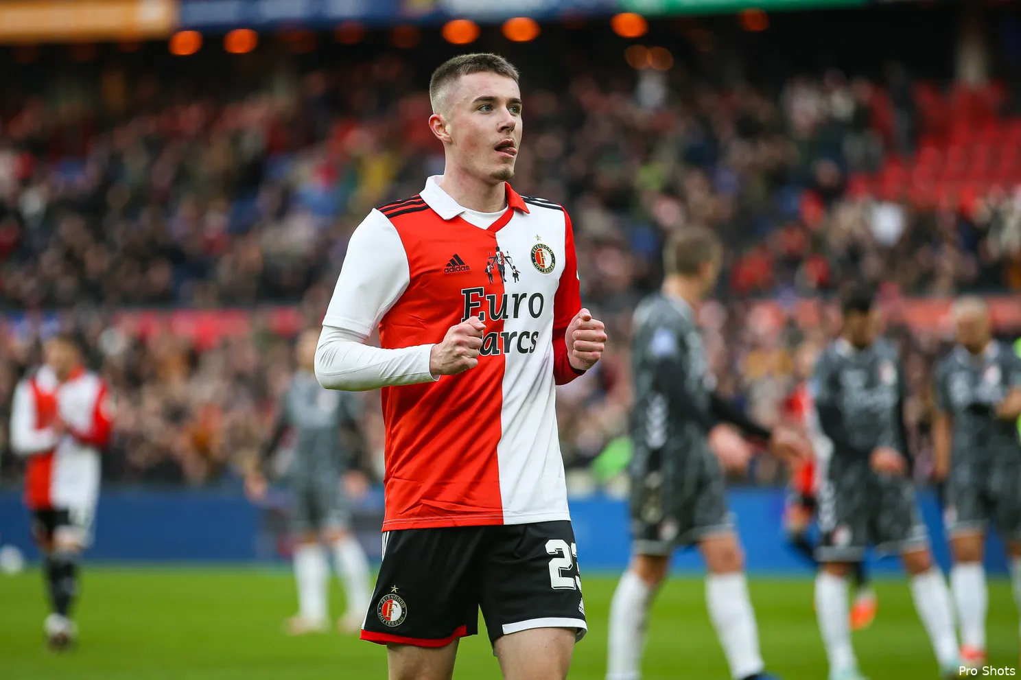 copyright proshots 19552745