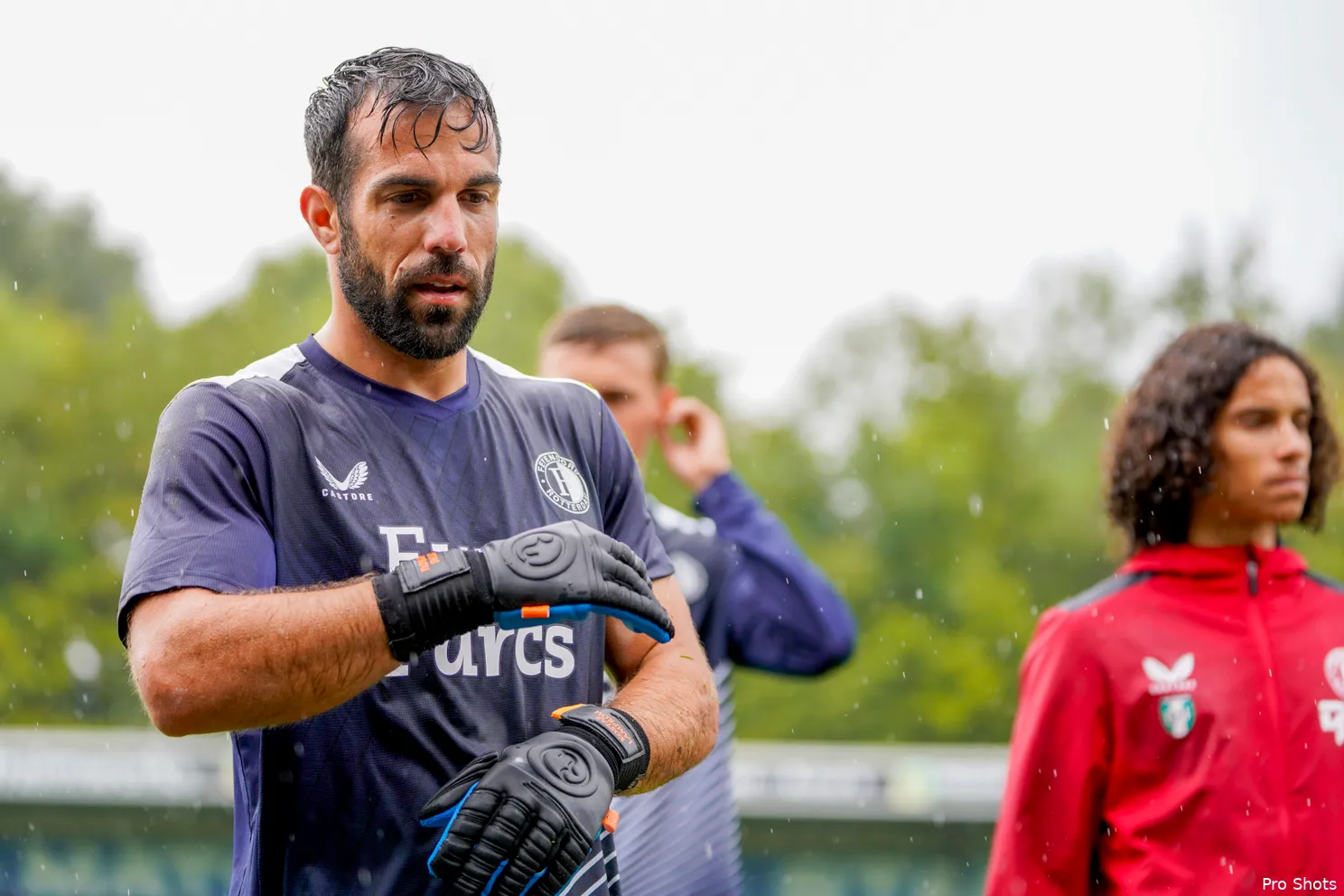 Feyenoord wint oefenwedstrijd dankzij Sauer