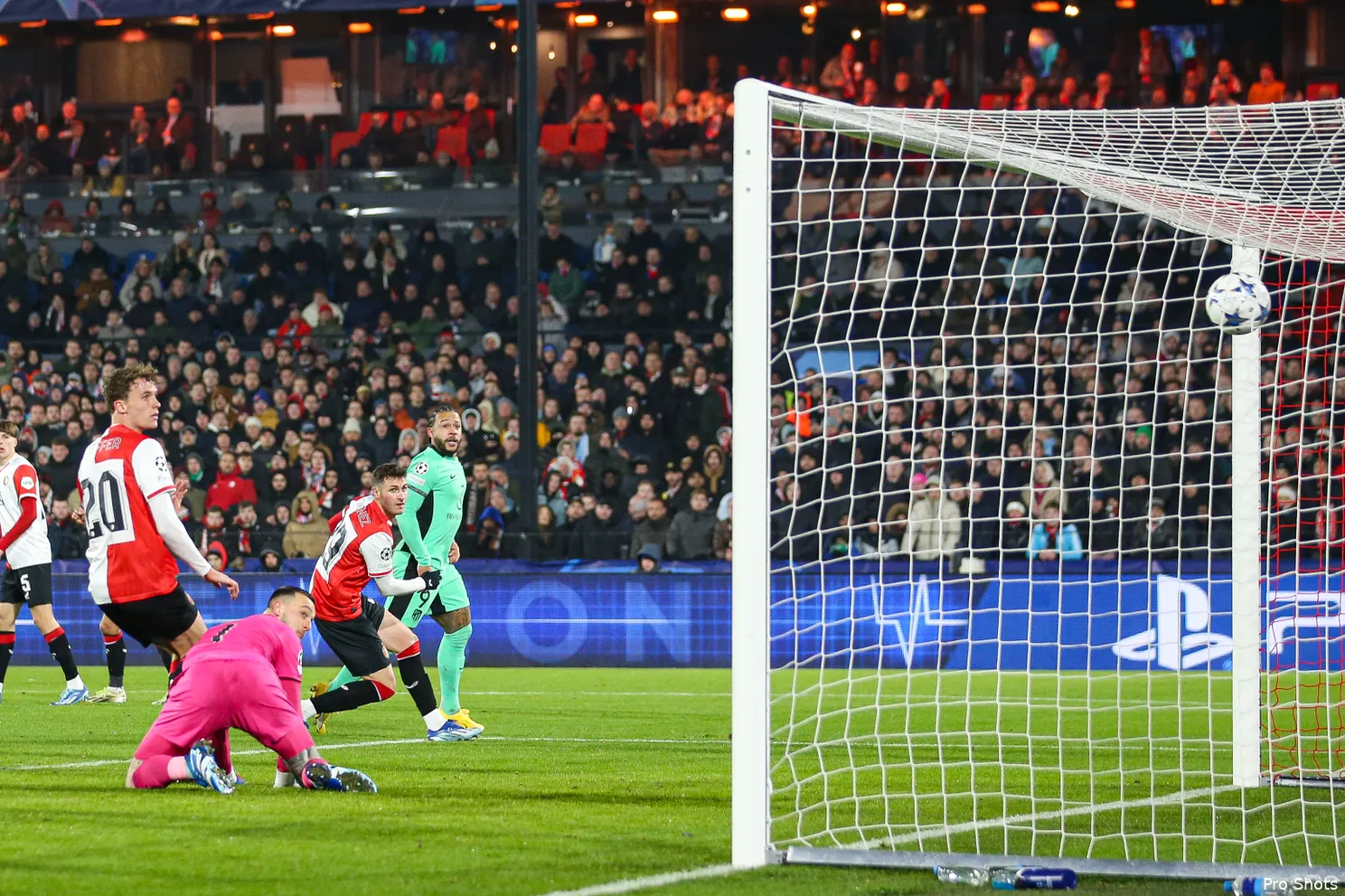 copyright proshots 23324116