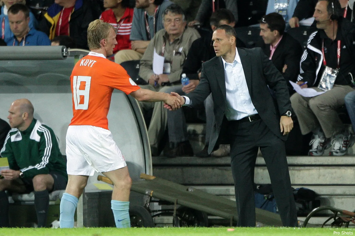 Kuyt openhartig over trainerscarrière en gaat in op periode bij Feyenoord