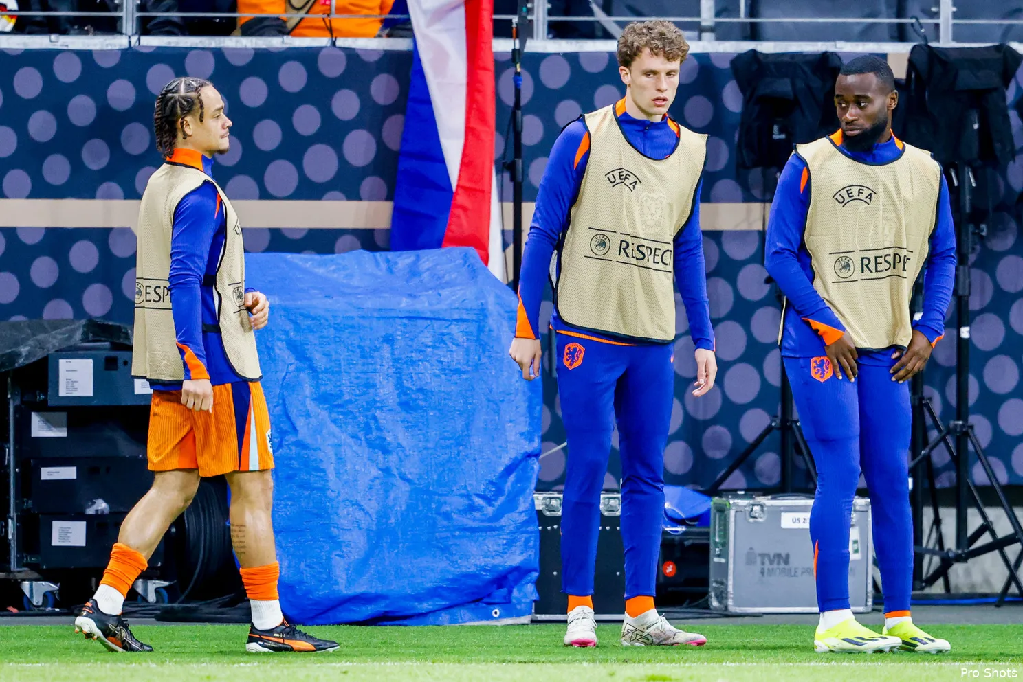 Oranje verliest oefenwedstrijd van Duitsland; Wieffer en Timber invallers