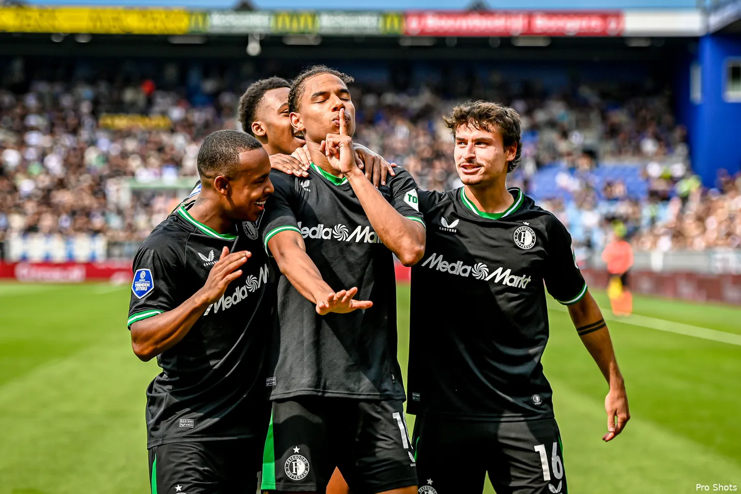 copyright proshots 26061690