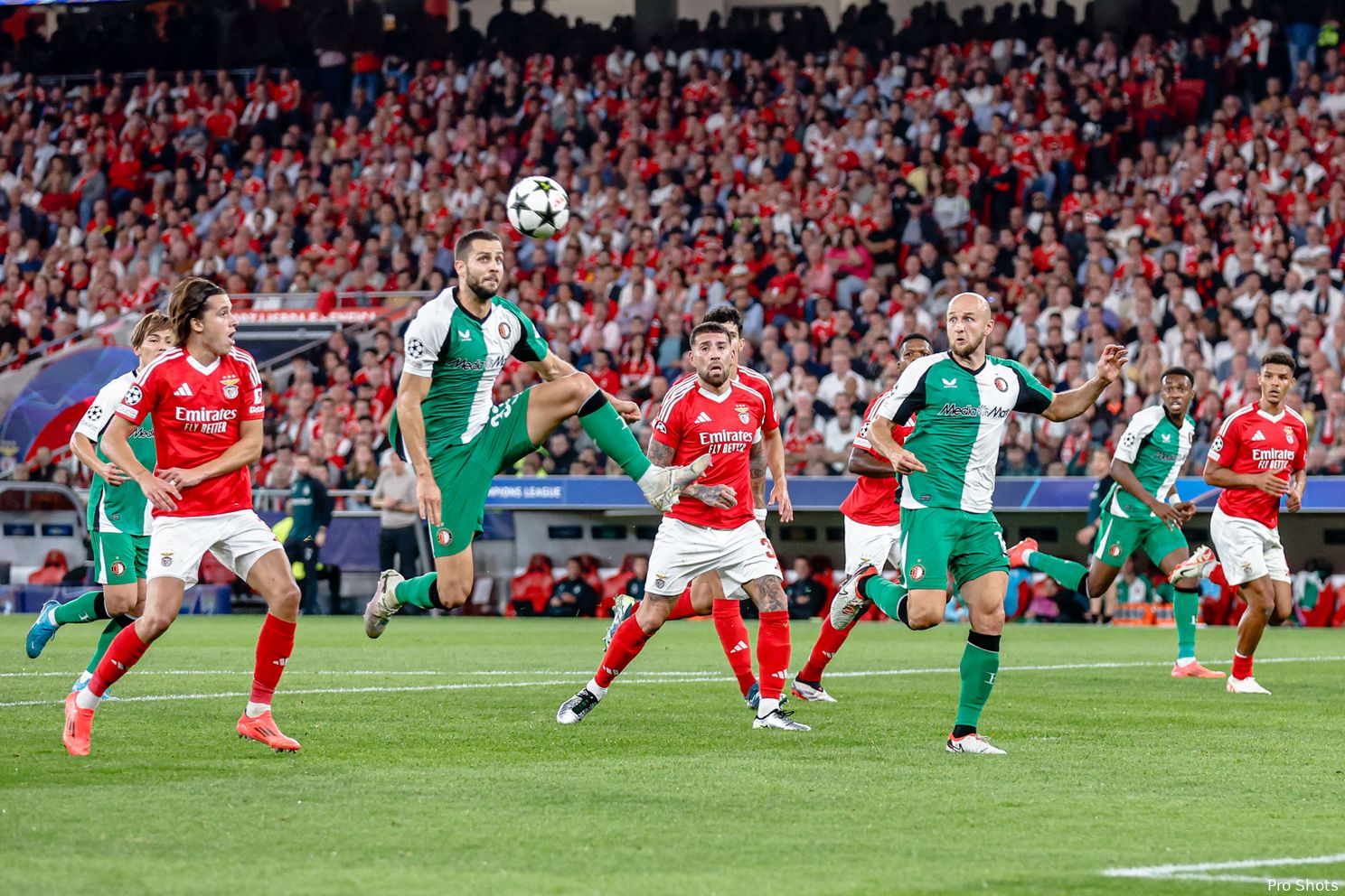 Feyenoord toont klasse en strijdlust met overwinning op SL Benfica