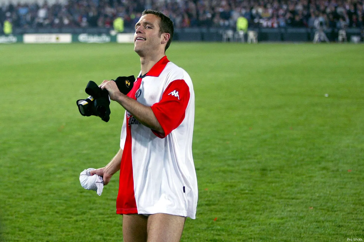 8 mei 2002: De dag waarop Feyenoord Europa veroverde in een stad vol rouw