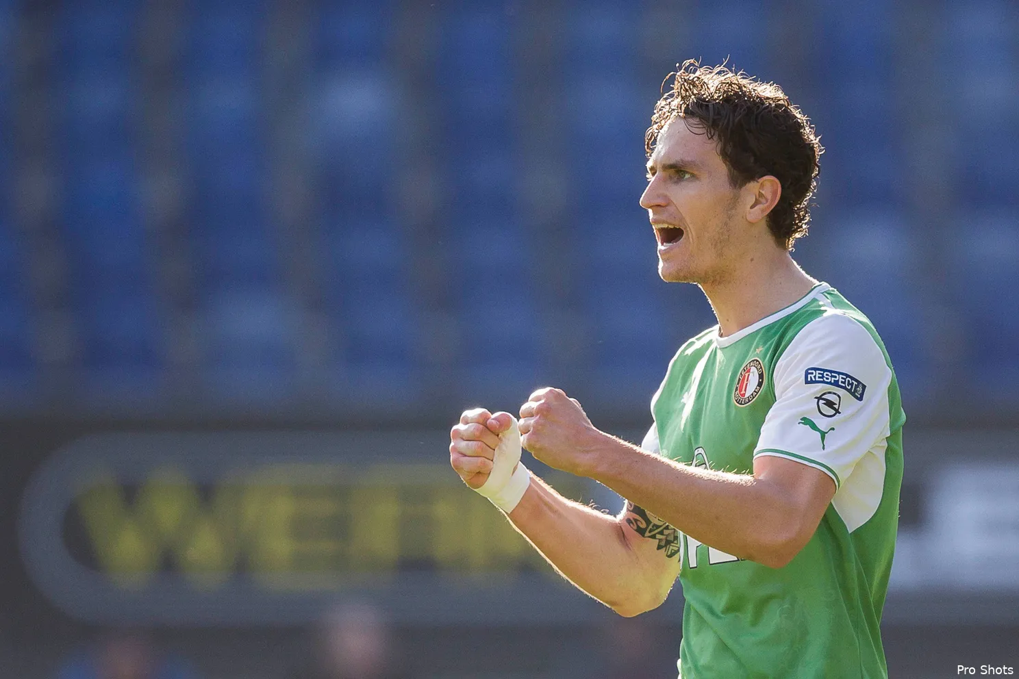 Copyright-ProShots-704834