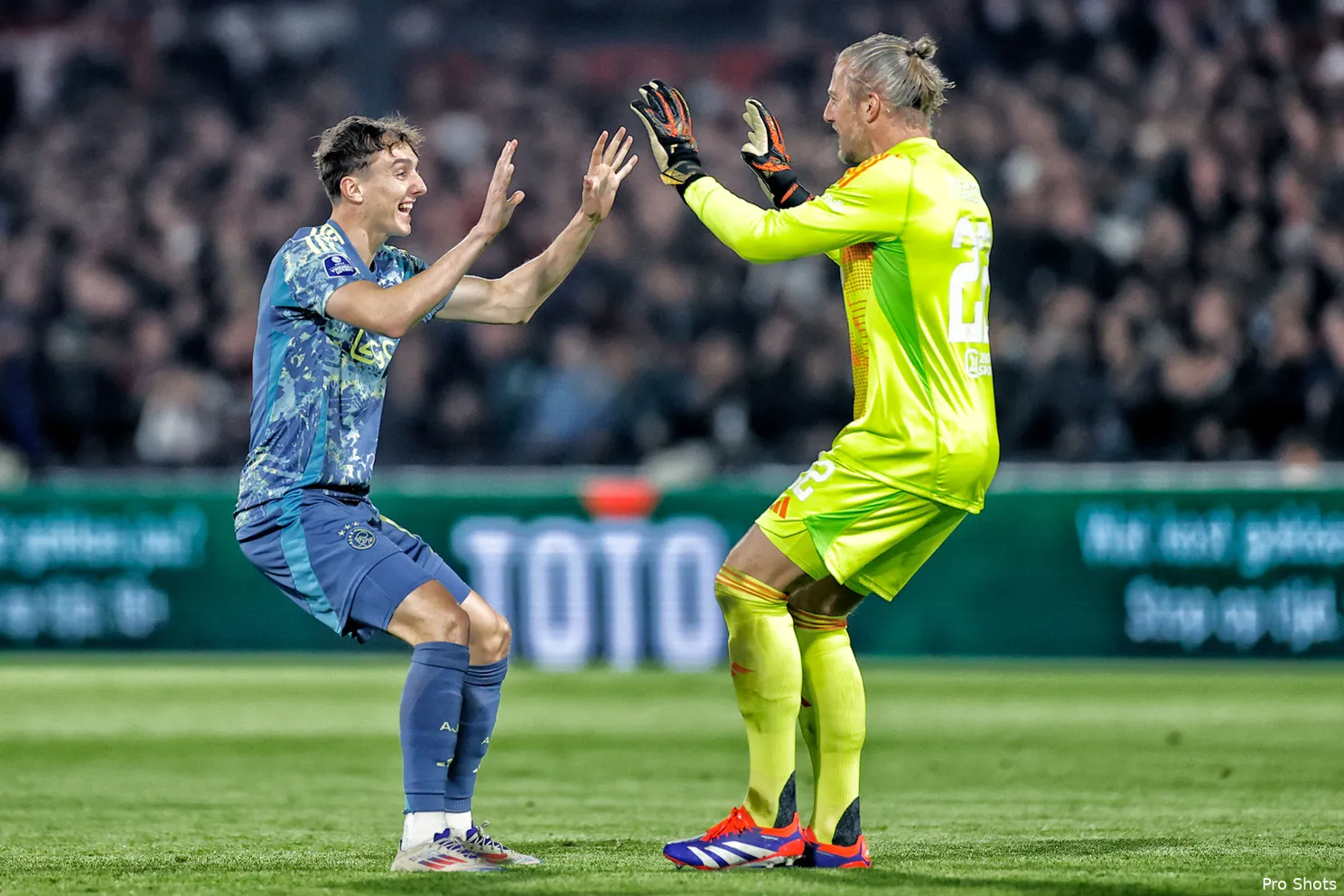 baas pasveer feyenoord ajax 24 25