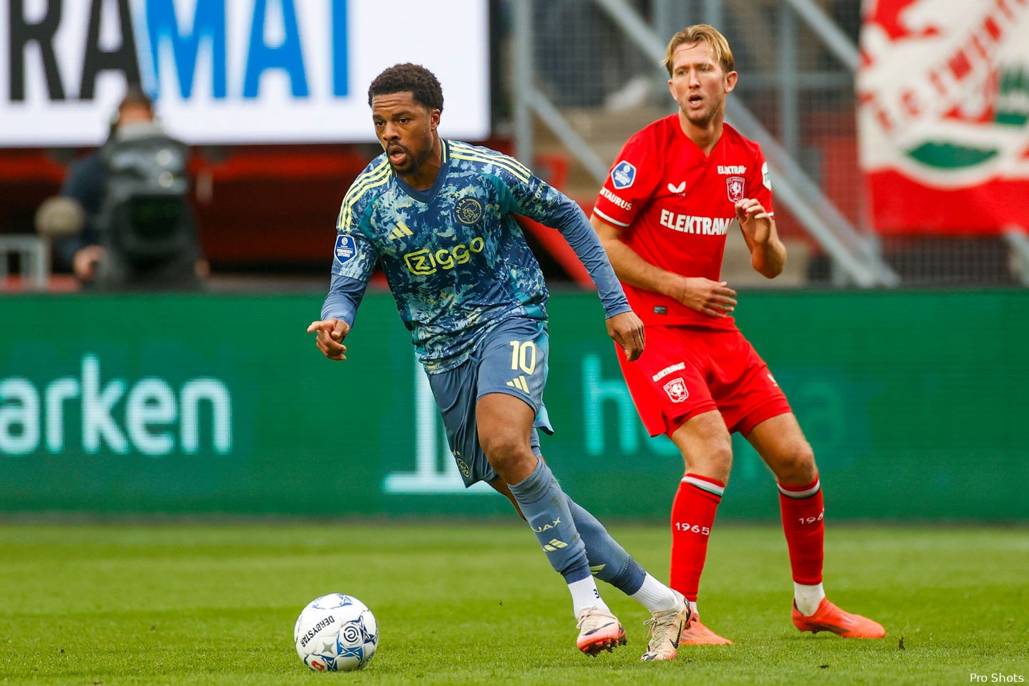 NB: 'Henderson kreeg het tempo er niet in tegen FC Twente'