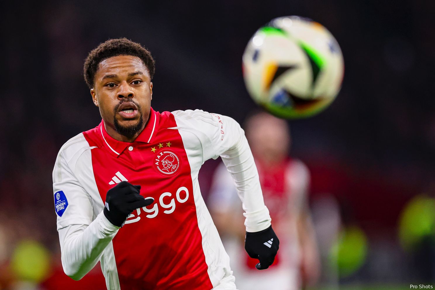 chuba akpom ajax almere city 24 25