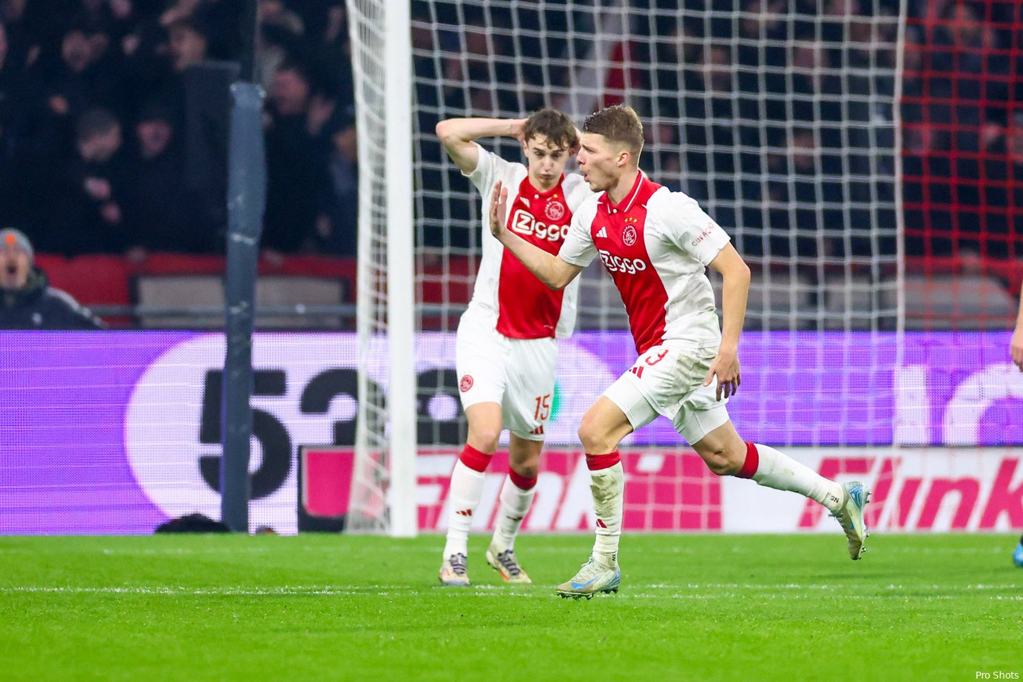 anton gaaei ajax utrecht 24 25