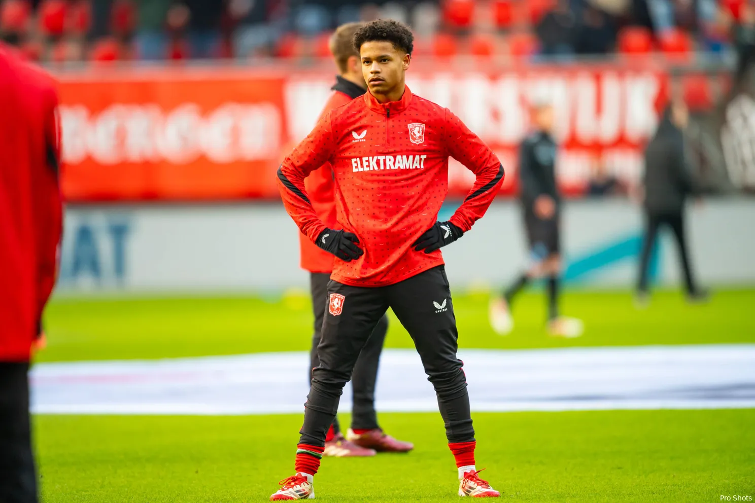 Ajax-huurling Alders zet stappen: 'Ben na mijn operatie zes à zeven kilo aangekomen'