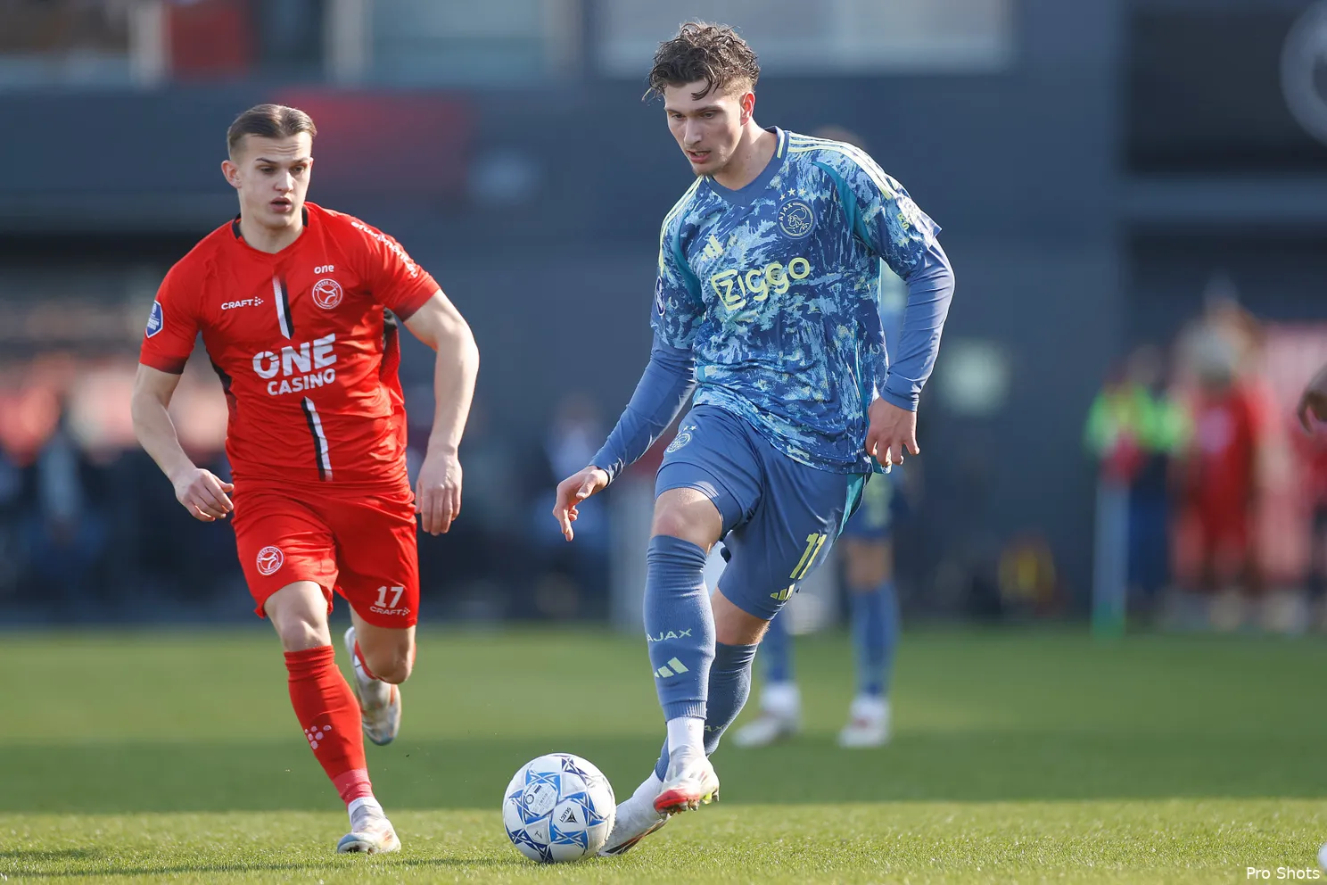 mika godts almere city ajax 24 25