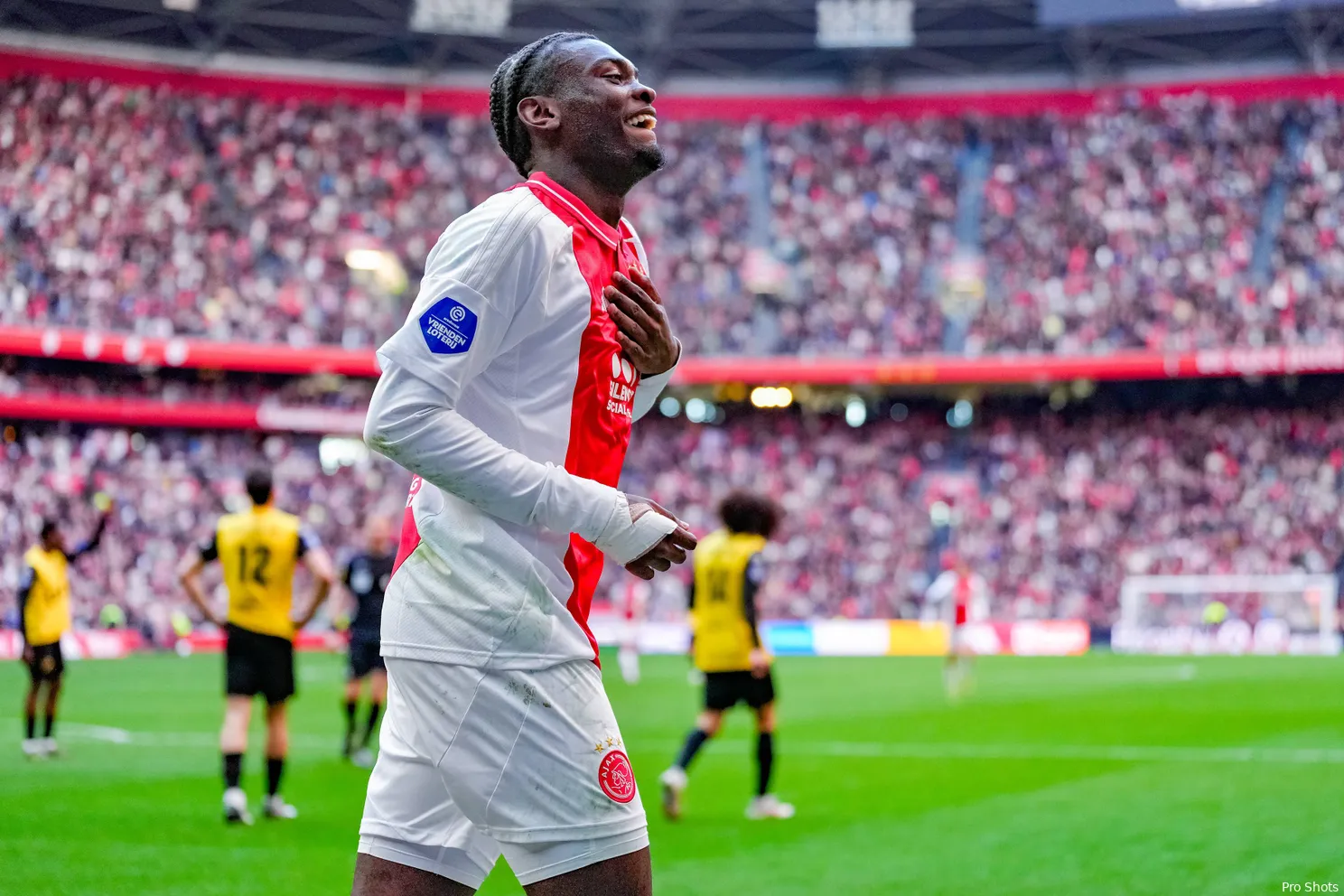 jorthy mokio ajax nac breda 24 25