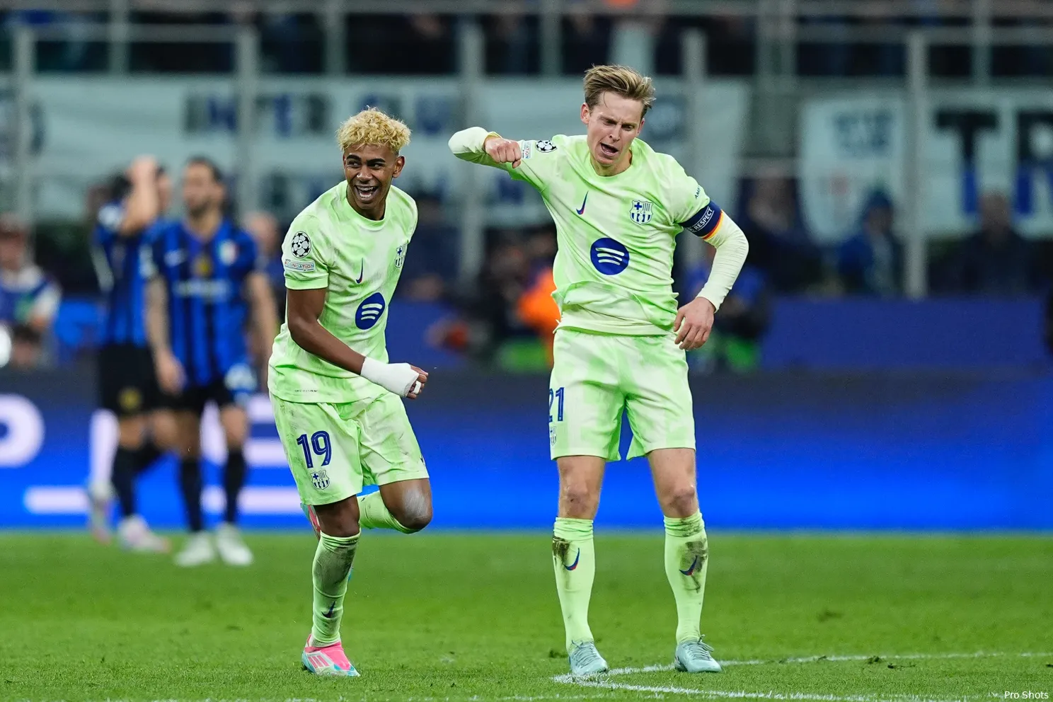 lamine yamal frenkie de jong internazionale fc barcelona 24 25
