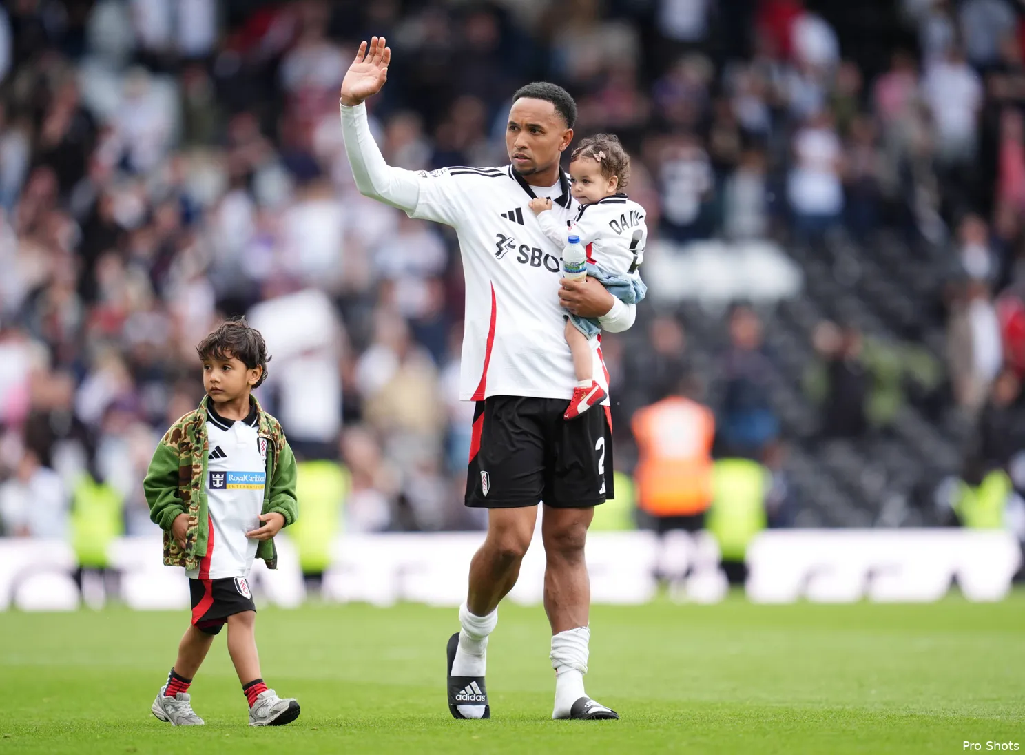 kenny tete fulham 24 25