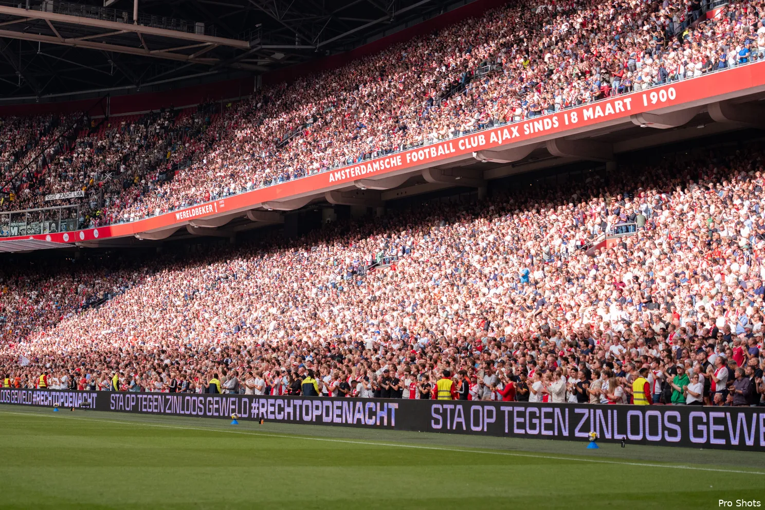 ajax-fans-johan-cruijff-arena-25-26