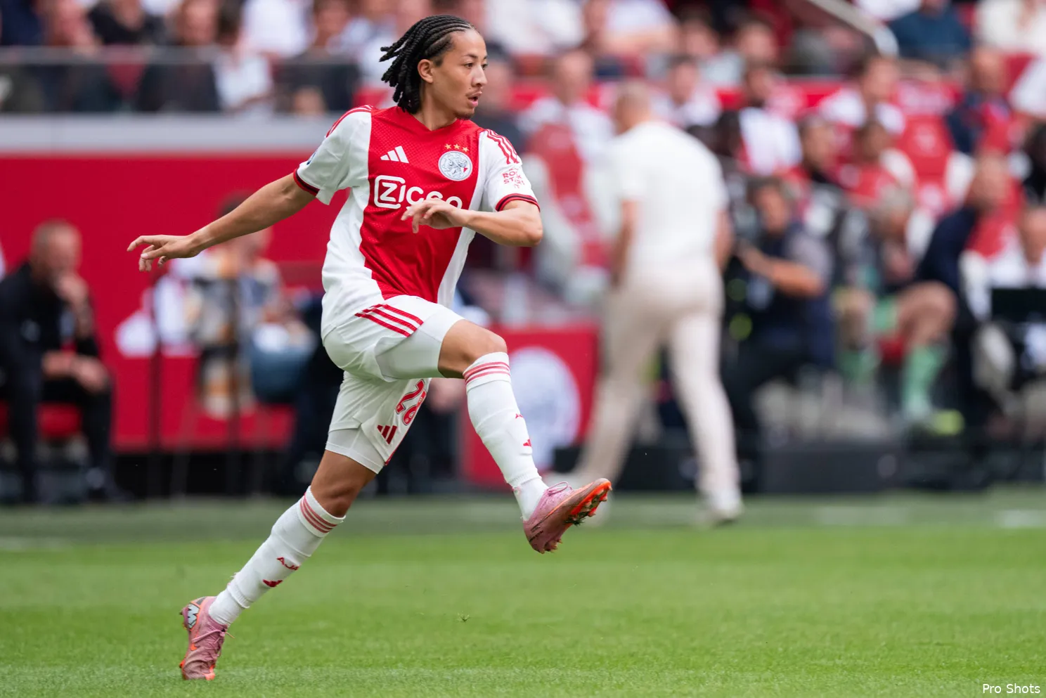 kian-fitz-jim-ajax-heracles-25-26