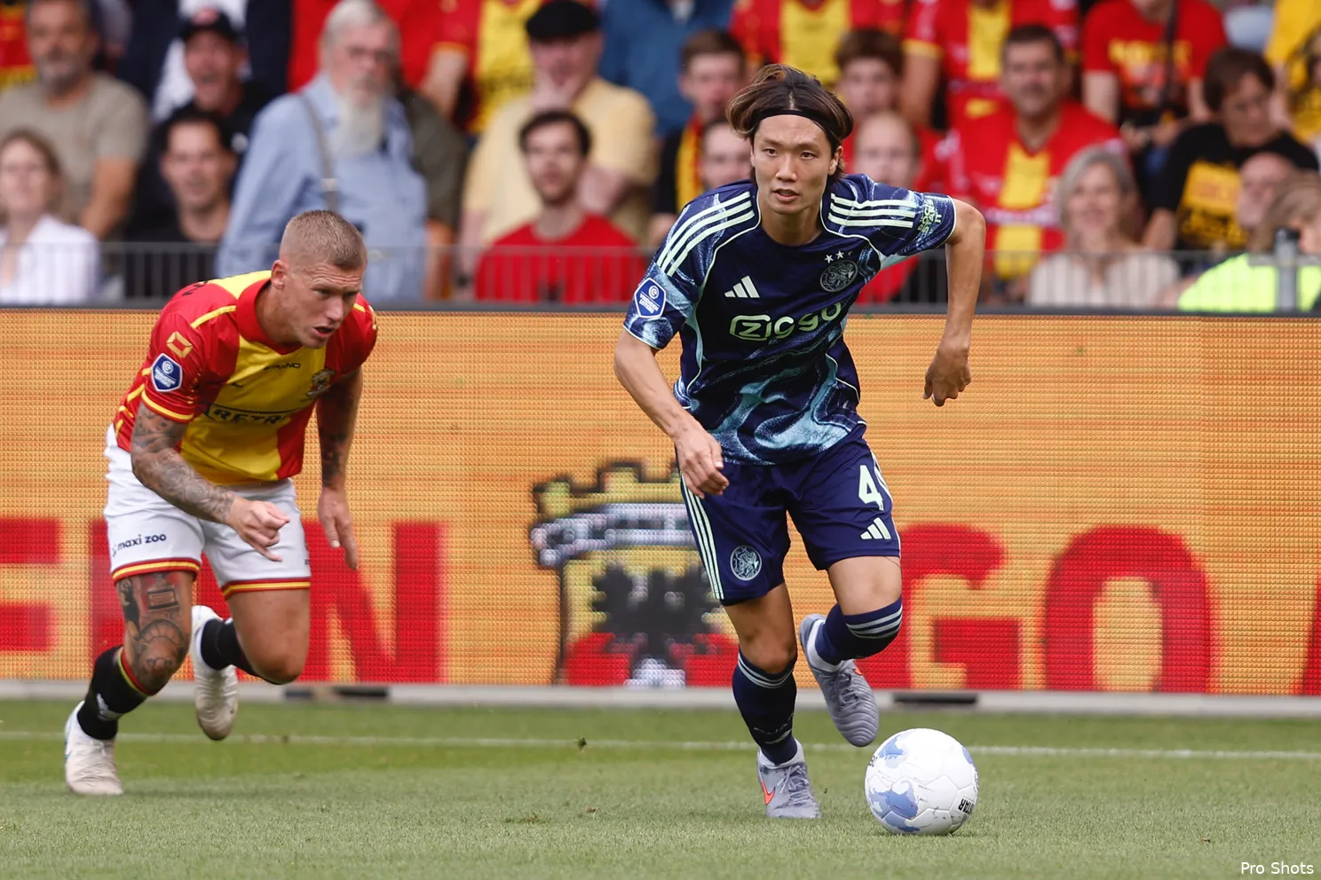 ko-itakura-go-ahead-ajax-25-26