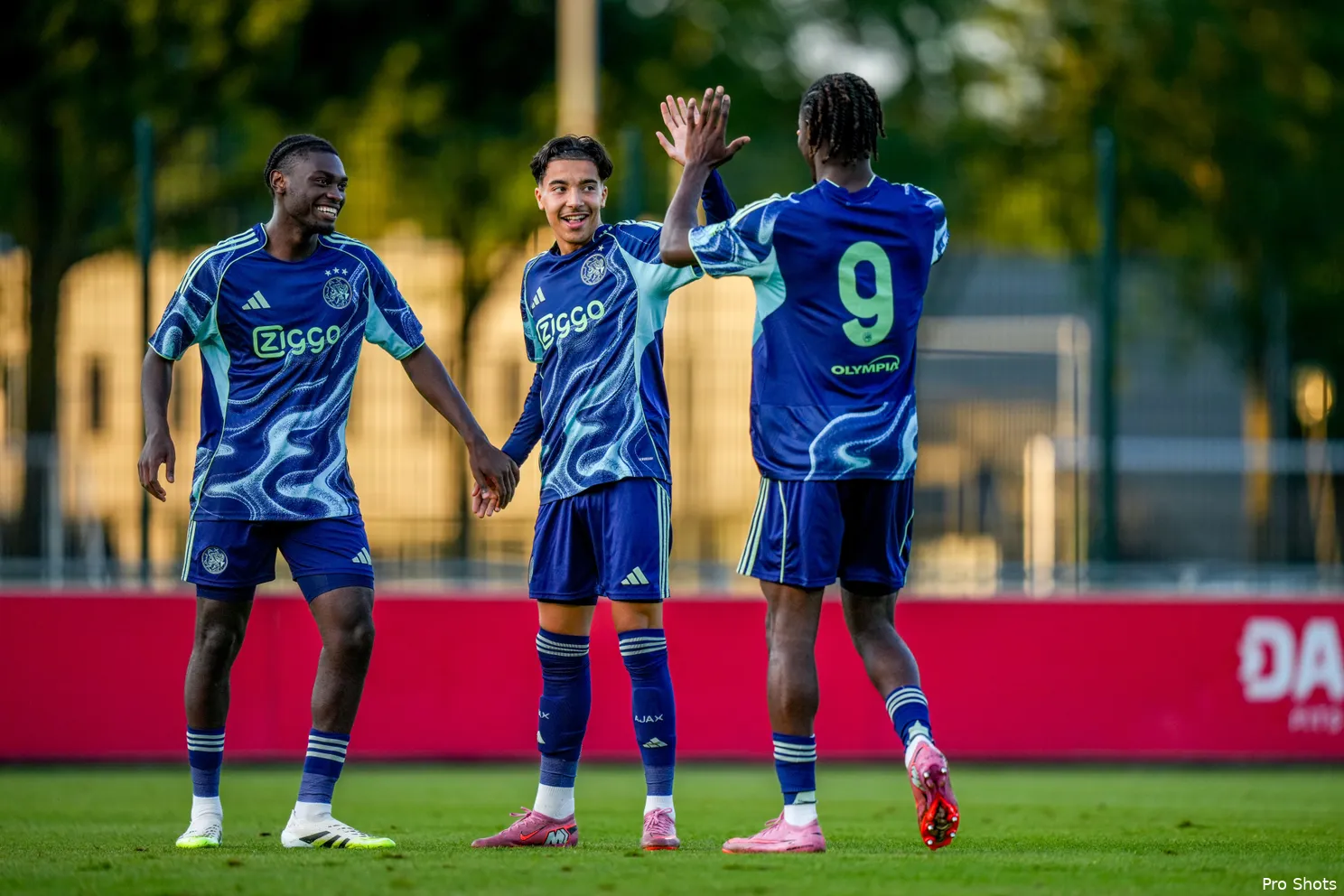 rayane-bounida-jong-utrecht-jong-ajax-25-26