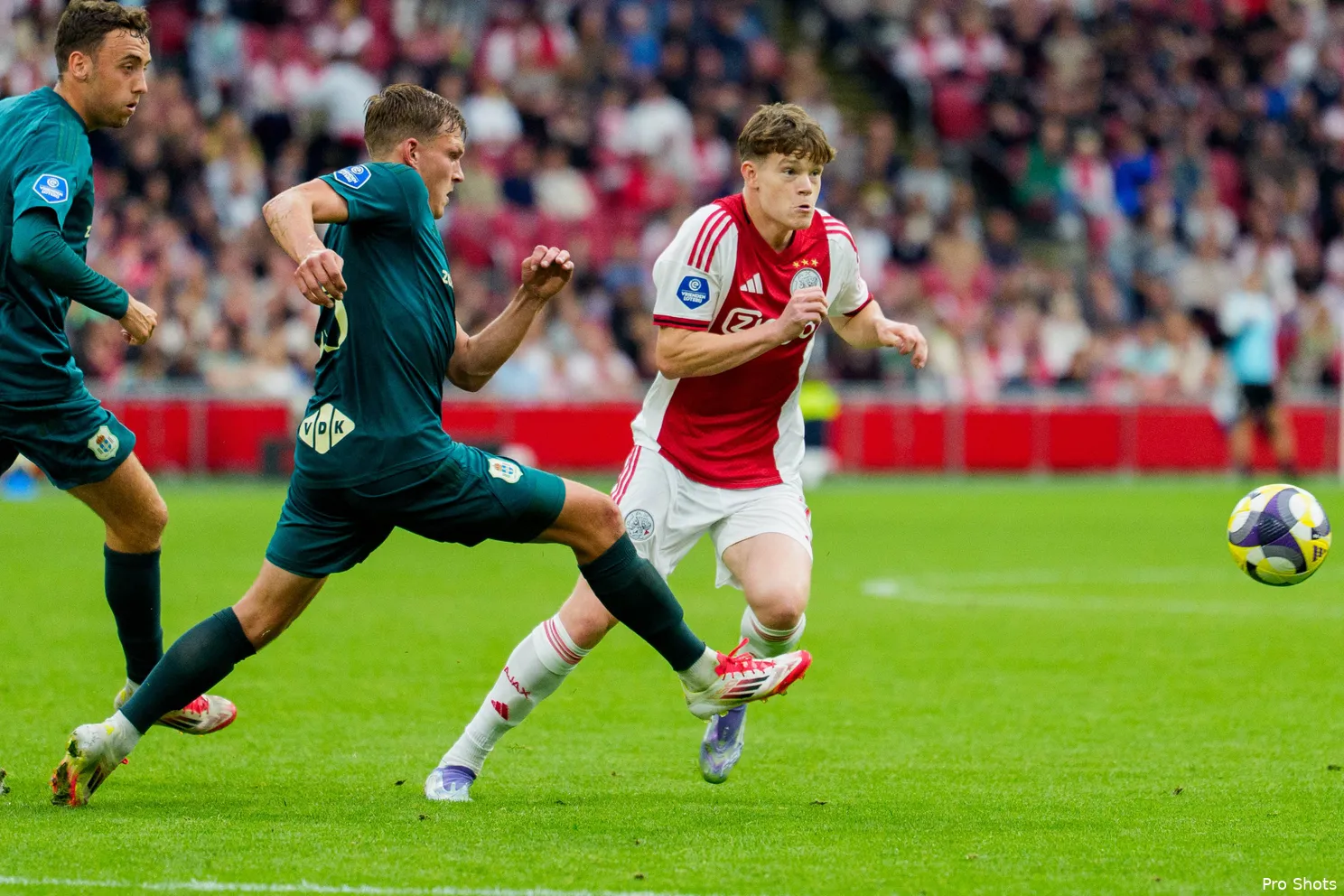 james-mcconnell-ajax-pec-zwolle-25-26