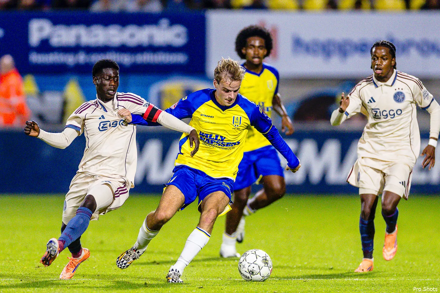 RKC Waalwijk Jong Ajax Avery Appiah