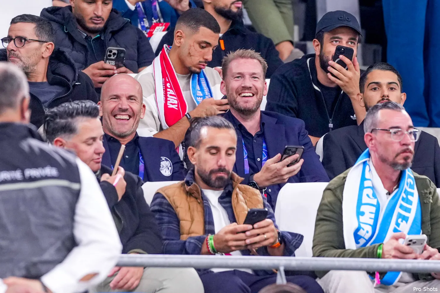 alex-kroes-marijn-beuker-marseille-ajax-25-26