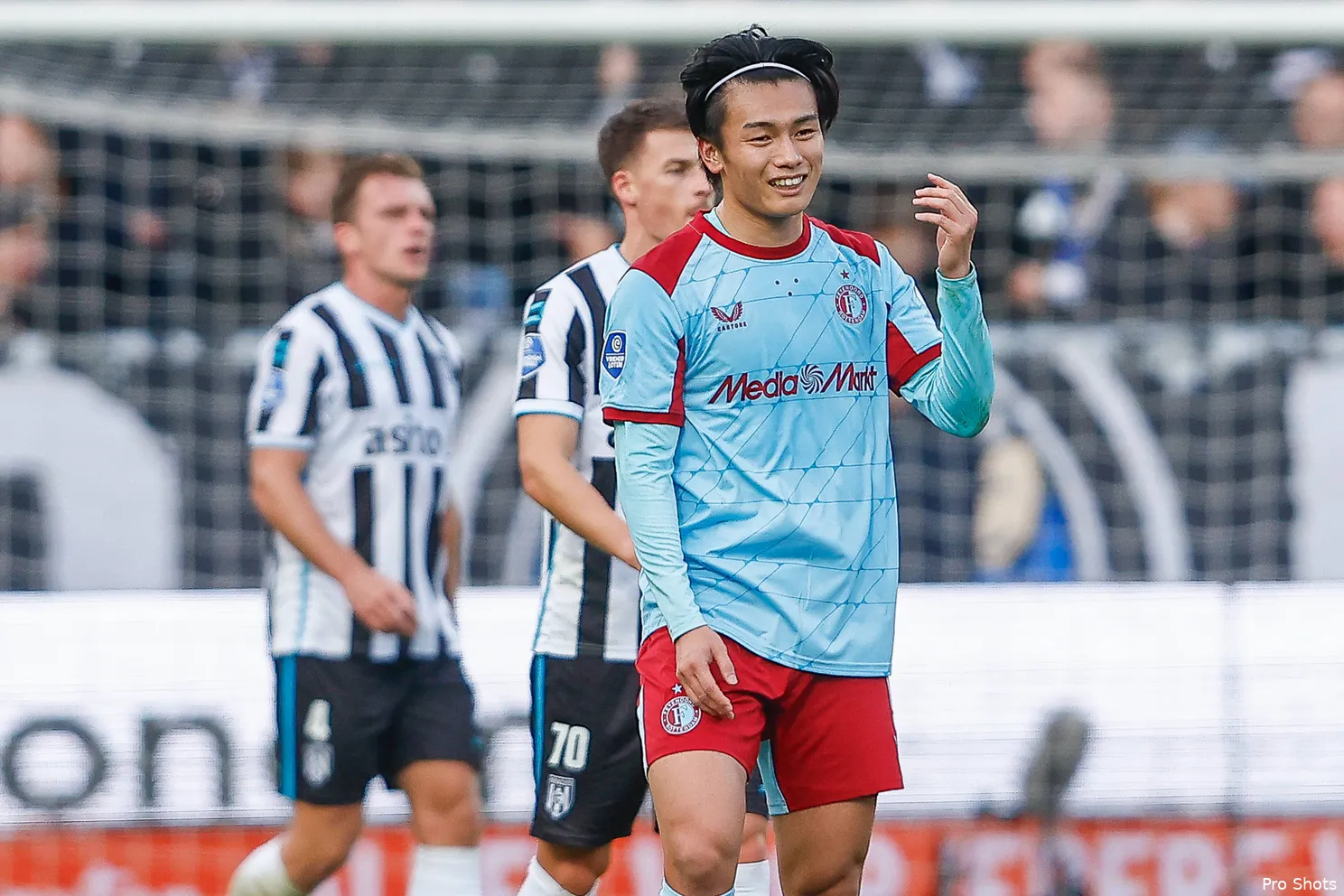 ayase-ueda-heracles-feyenoord-25-26