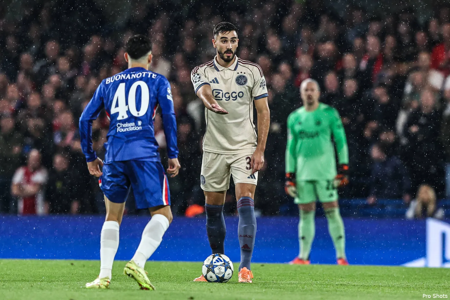 josip-sutalo-chelsea-ajax-25-26