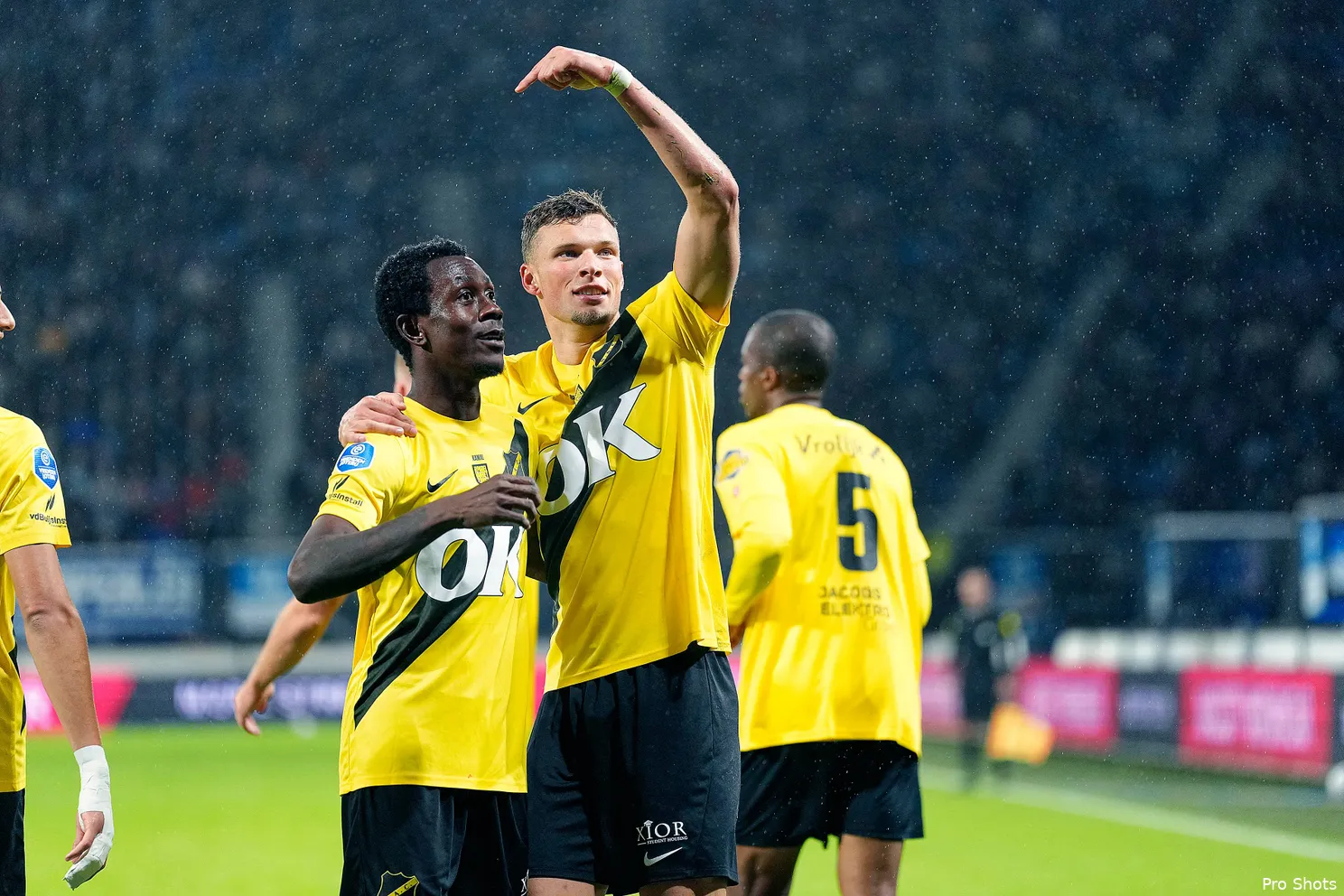 van-hooijdonk-sowah-heerenveen-nac-breda-25-26