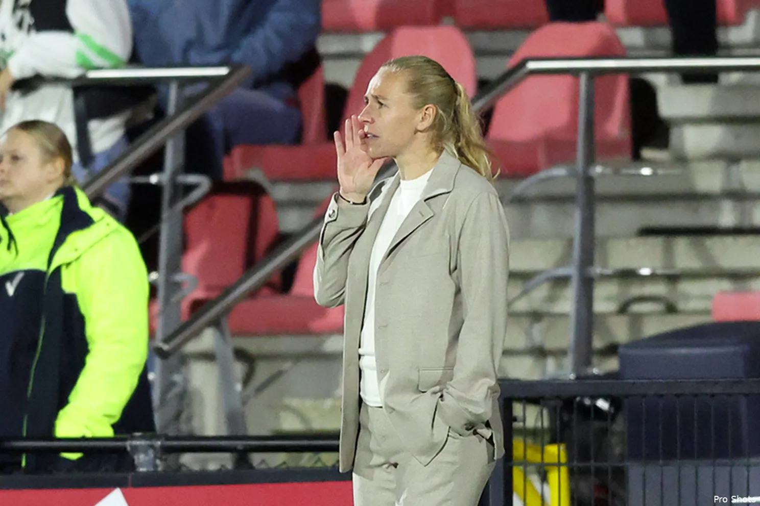 anouk-bruil-ajax-vrouwen-25-26