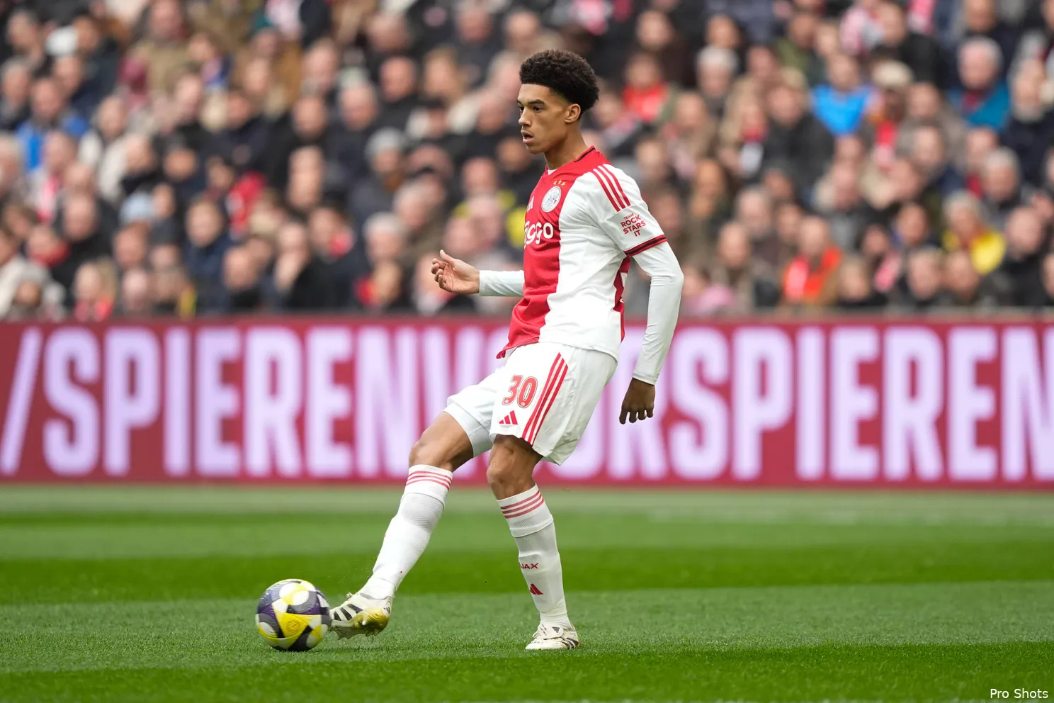 aaron-bouwman-ajax-feyenoord-25-26