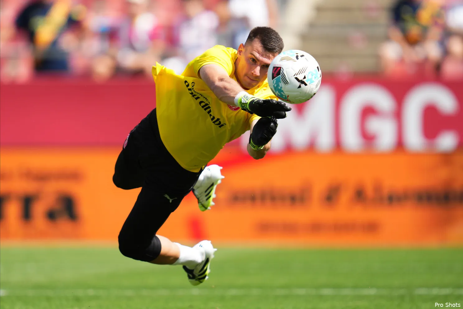 dominik-livakovic-girona