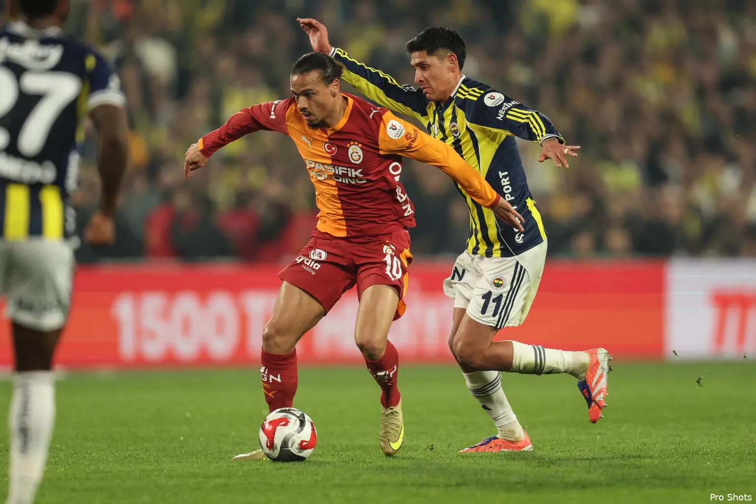 edson-alvarez-fener-gala-25-26