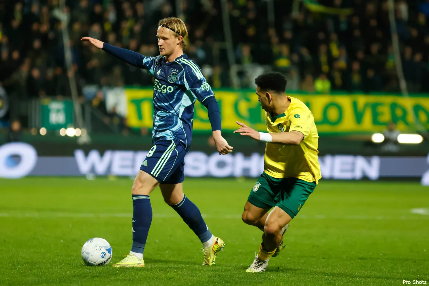 kasper-dolberg-fortuna-sittard-ajax-25-26