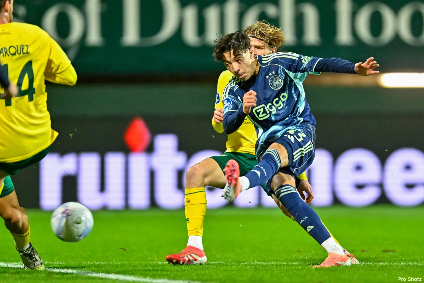 rayane-bounida-fortuna-sittard-ajax-25-26