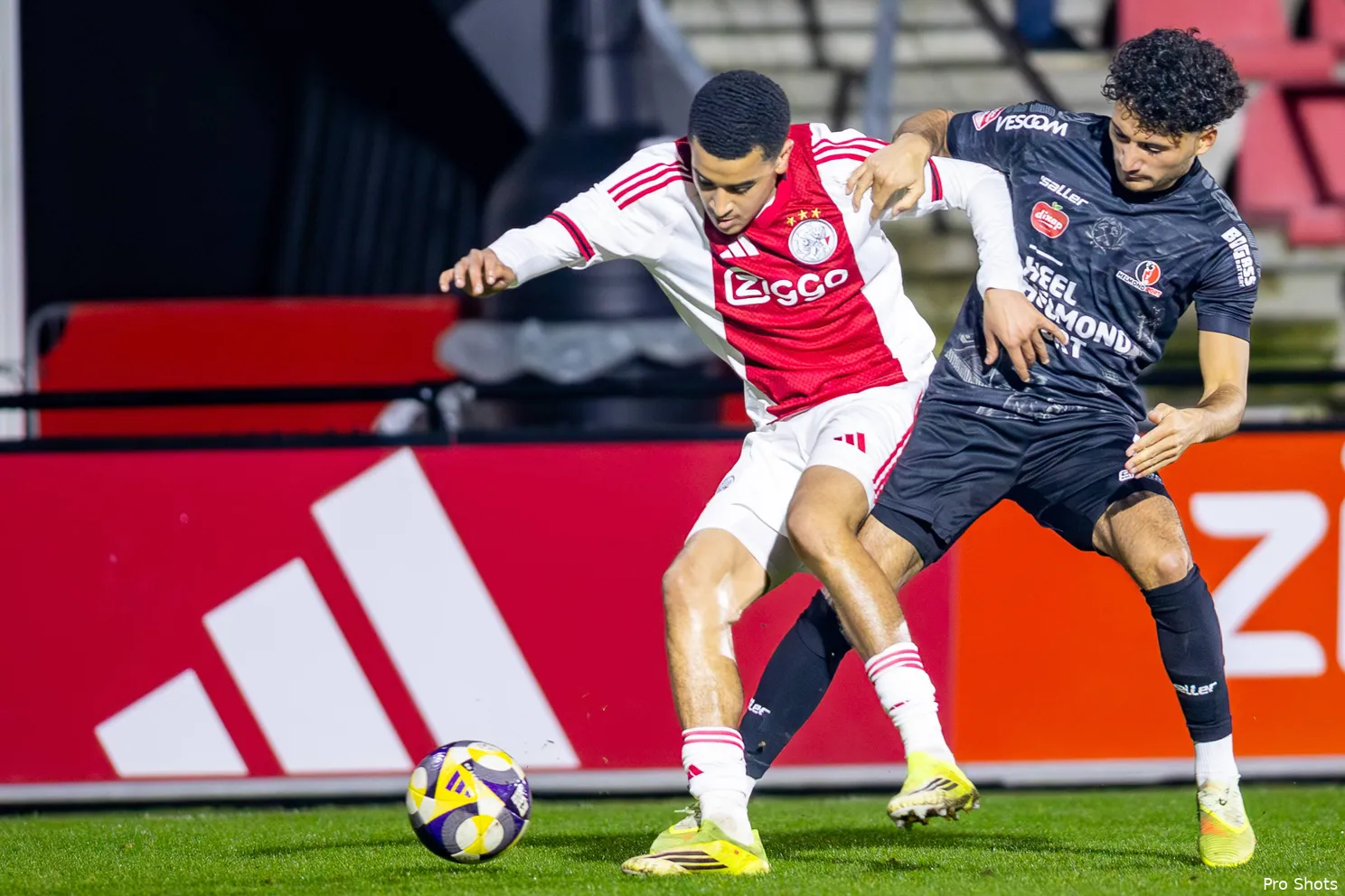 Abdellah Ouazane Jong Ajax Helmond Sport Ajax Showtime