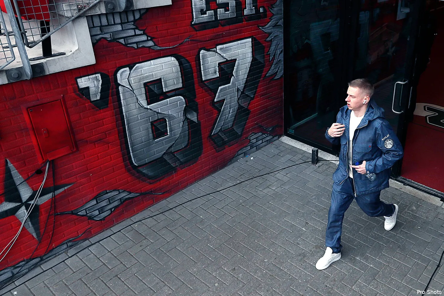 oleksandr-zinchenko-az-ajax-25-26