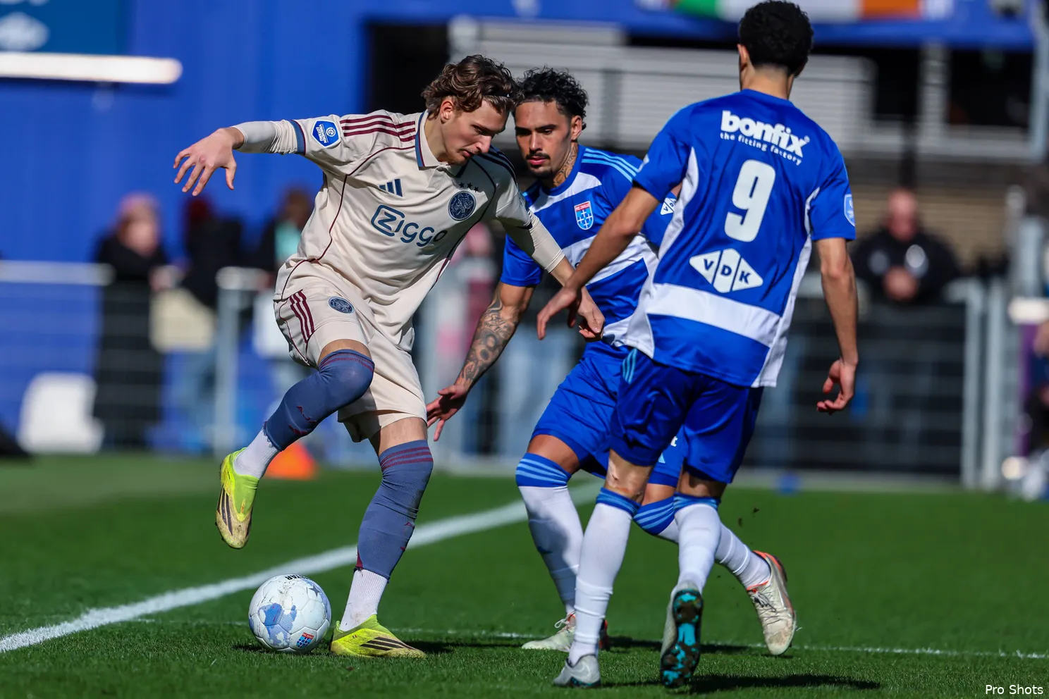 Ajax Showtime Mika Godts