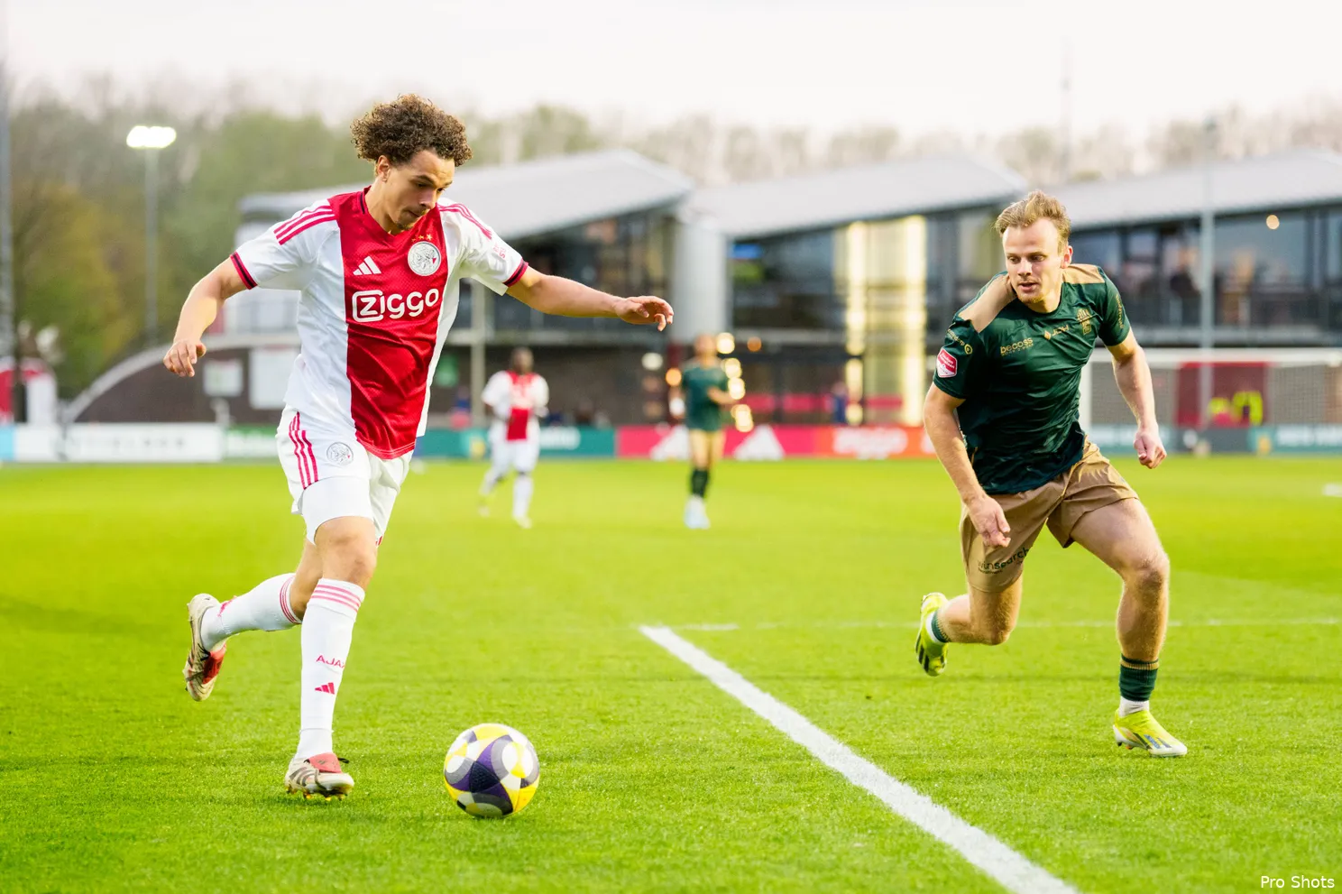Skye Vink Jong Ajax TOP Oss