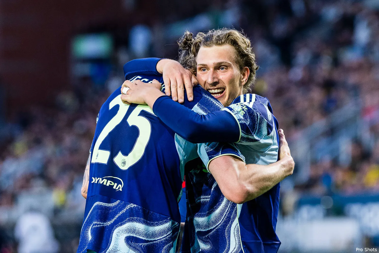 Ajax Showtime Mika Godts