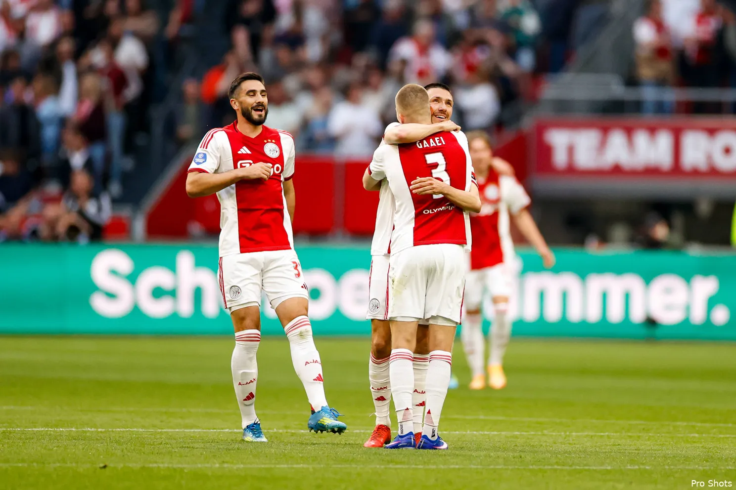 Ajax Showtime Ajax