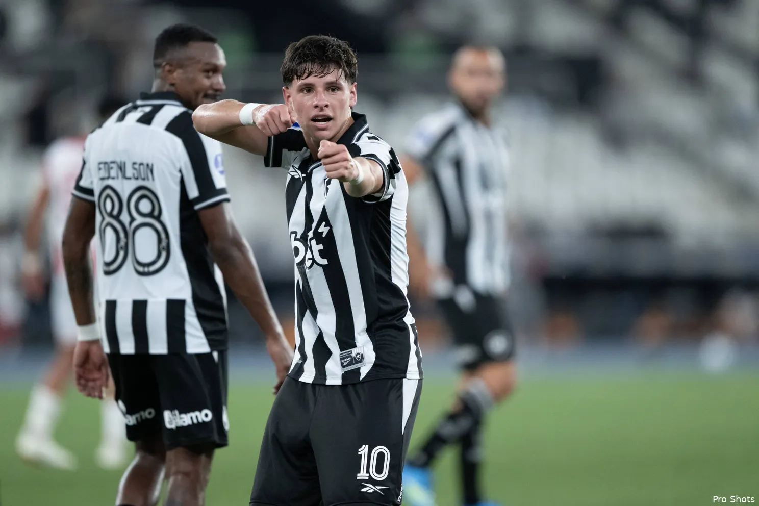 Ajax Showtime Alvaro Montoro