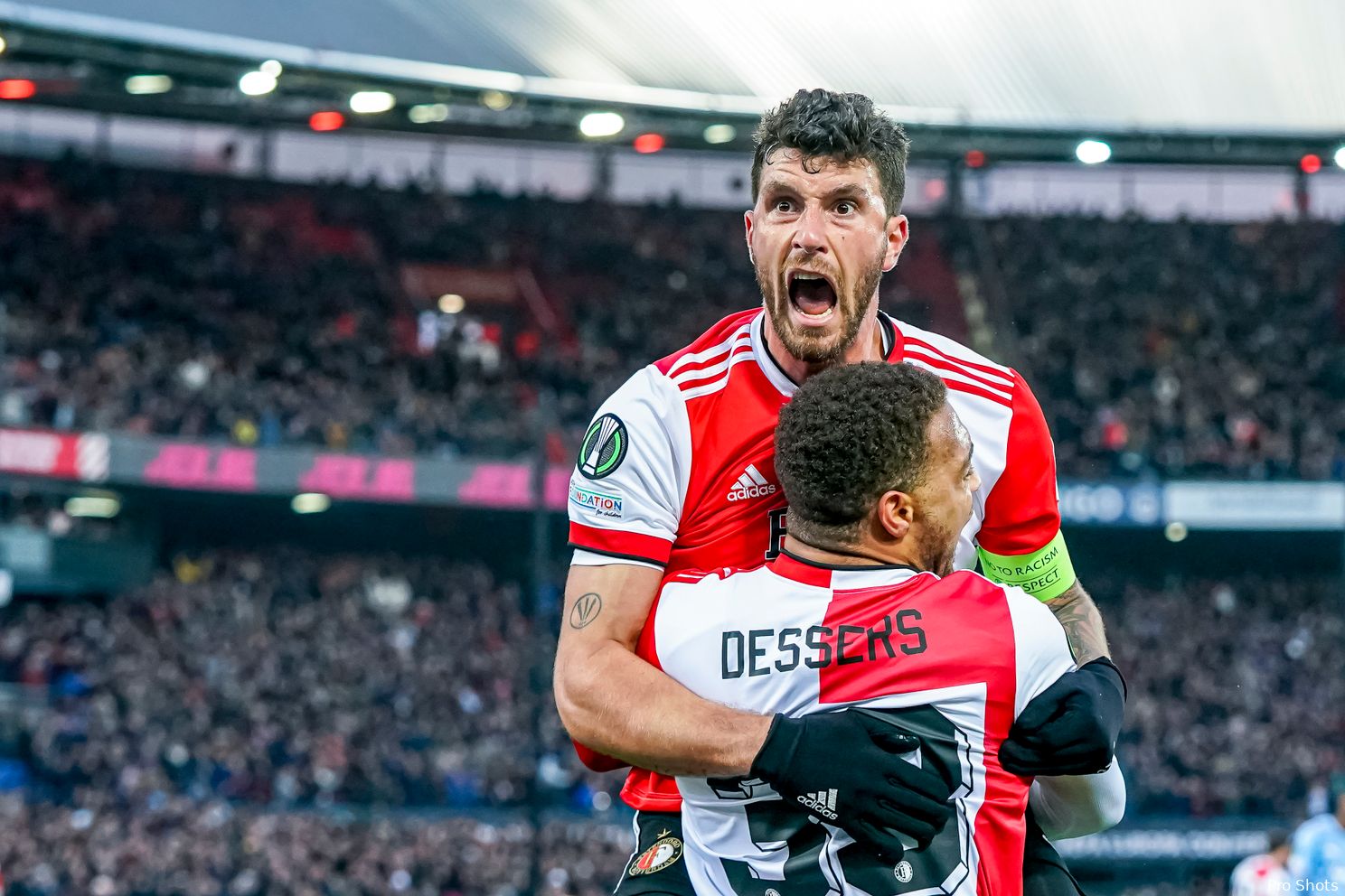 Stem nu op jouw FR12 Speler van de Maand april