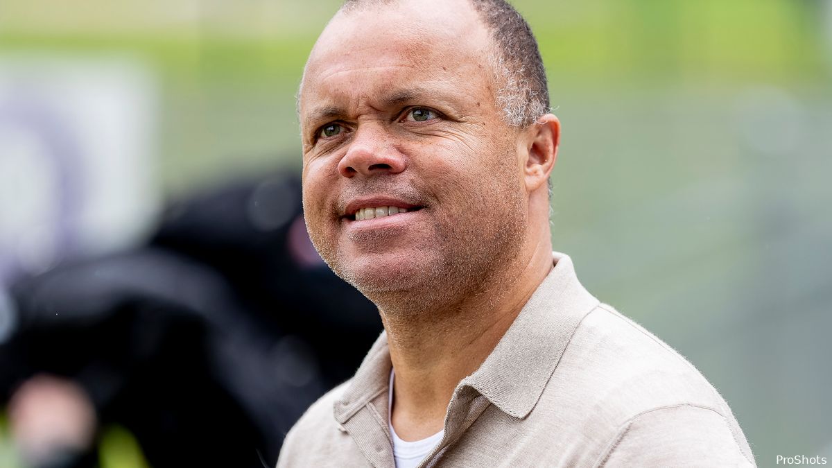 #39 Stewart moet bidden dat PSV geen hinder ondervindt van zijn