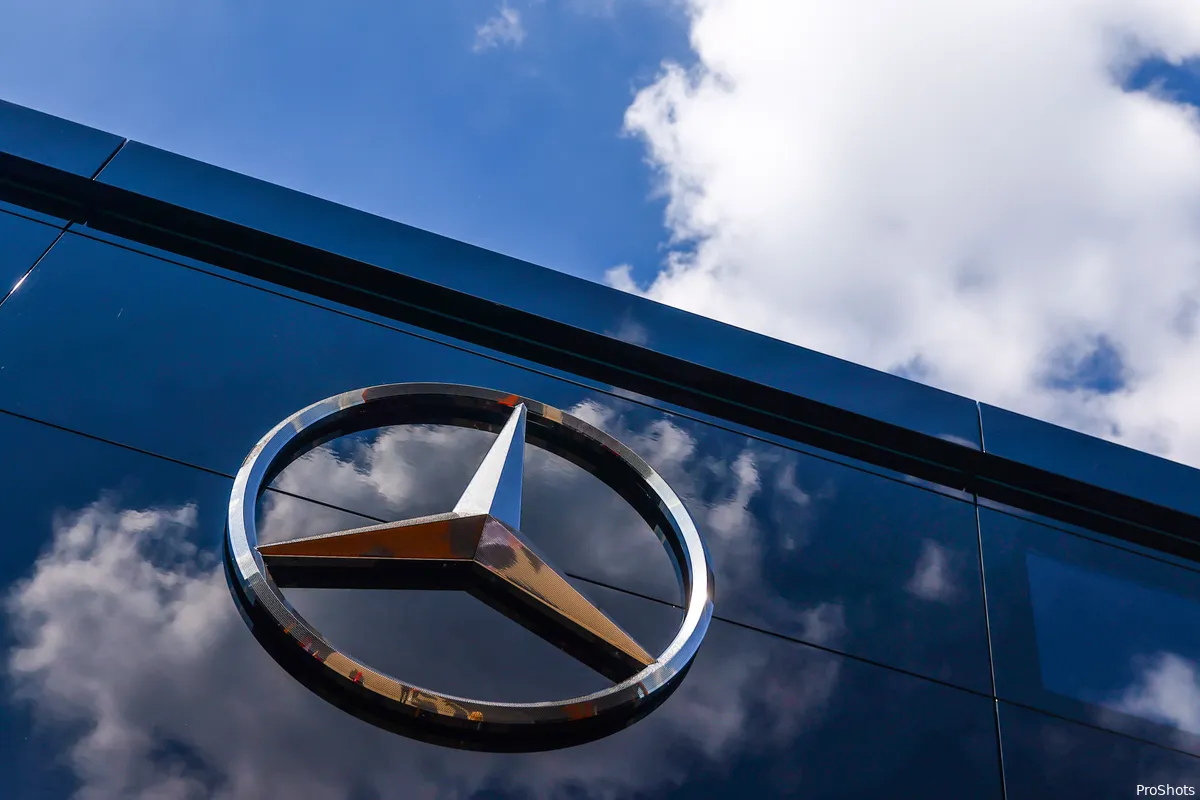 mercedes f1 logo