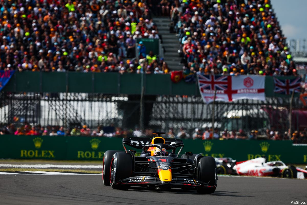 Video | Verstappen moet genoegen nemen met tweede plaats in Oostenrijk