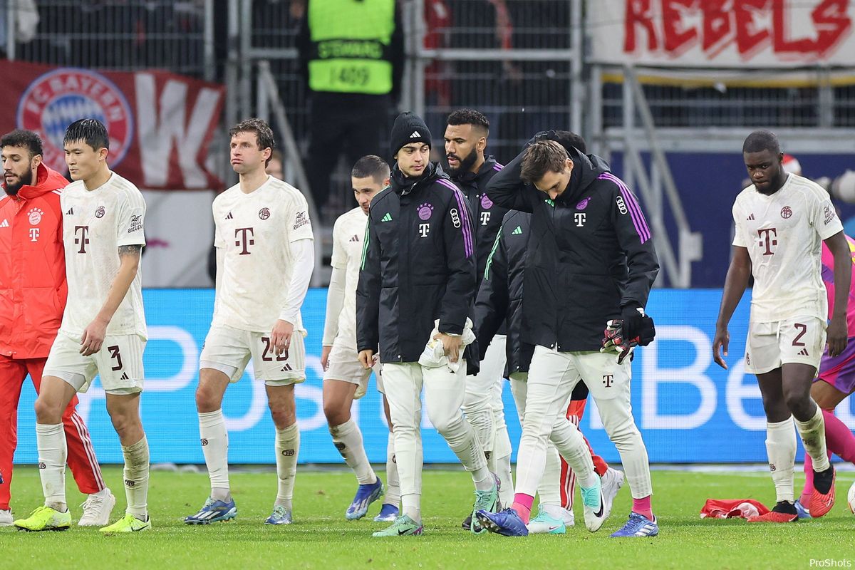 Negatieve hoofdrol Mazraoui bij historische nederlaag Bayern tegen Eintracht Frankfurt
